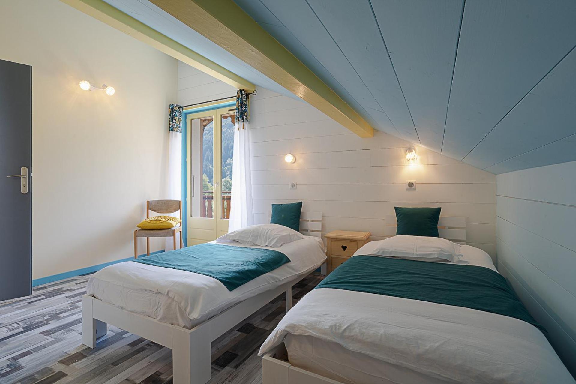 Chalet Les 4 Saisons - Ski, Parking Et Jardin La Chapelle-d'Abondance Luaran gambar