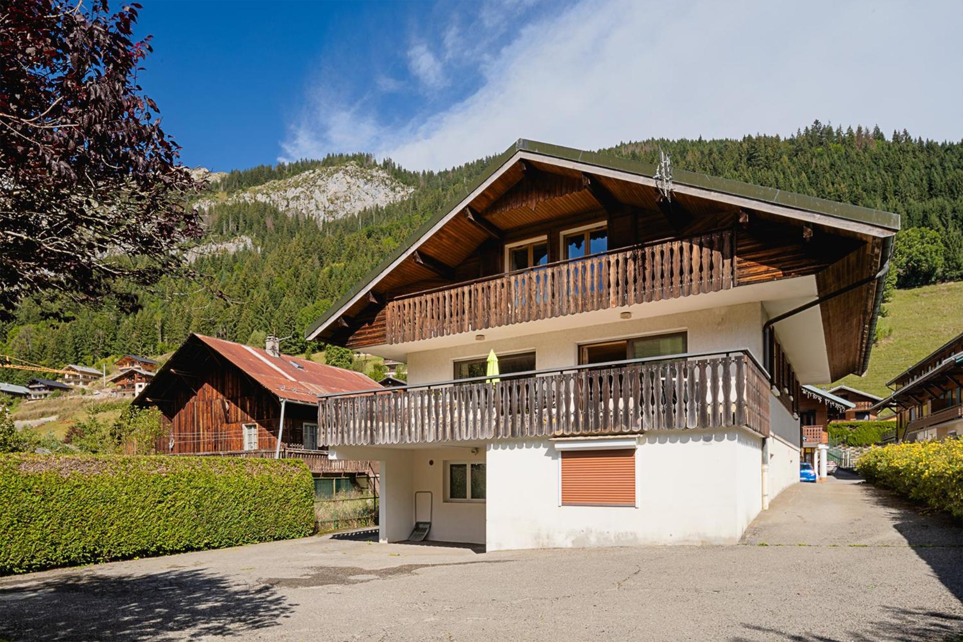 Chalet Les 4 Saisons - Ski, Parking Et Jardin La Chapelle-d'Abondance Luaran gambar