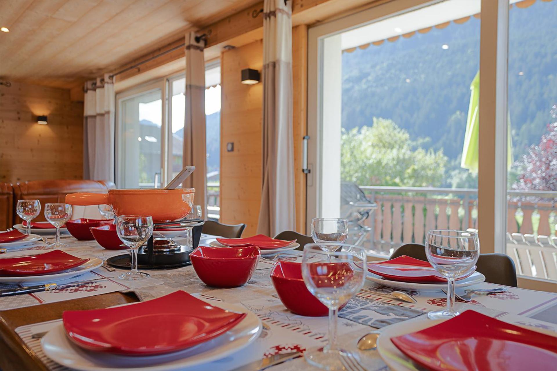 Chalet Les 4 Saisons - Ski, Parking Et Jardin La Chapelle-d'Abondance Luaran gambar